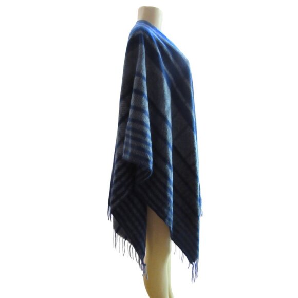 Woolrich One Size Blue Stripe Blanket Style Ponch Shawl w Fringe, Super Soft - Picture 2 of 5